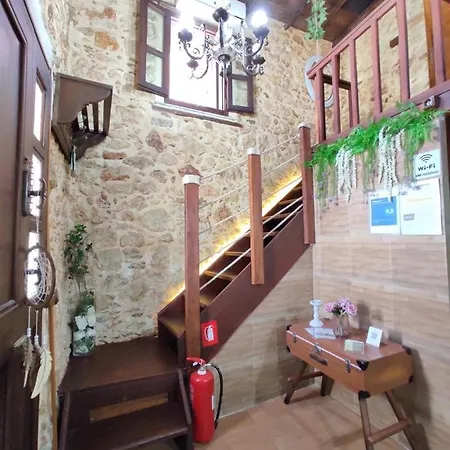 Filia's Traditional Haouse, Old Town In דירה